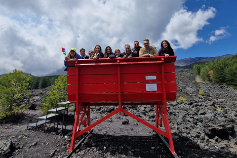 Volcan Etna : Grand tour de l&#039;Etna en quad avec visite de grottes et coulées de lave