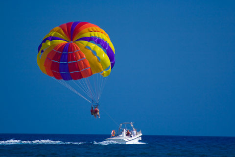 Hurghada: Parasailingowa przygoda nad Morzem CzerwonymOdbiór z hoteli w Hurghadzie