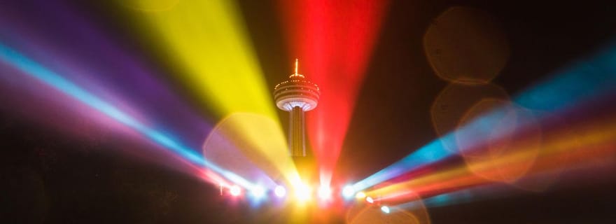 Chutes du Niagara : visite à pied des chutes illuminées et dîner