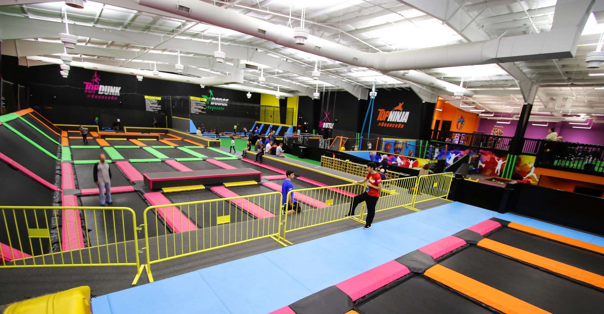Pigeon Forge, TopJump Trampoline & Extreme Arena Ticket - Housity