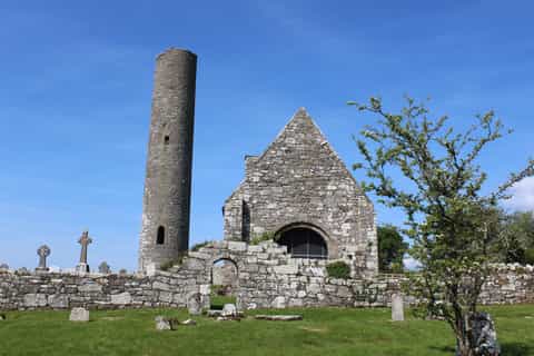 County Clare: Inis Cealtra Guided eBike Tour with Boat Trip - Image 3