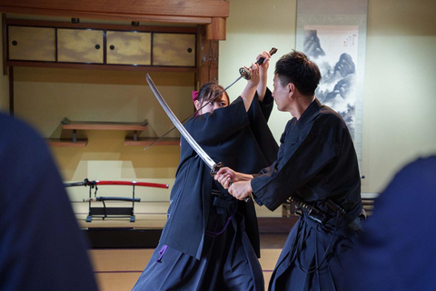 Osaka:Step into the Samurai World: Learn Iaido from a Master