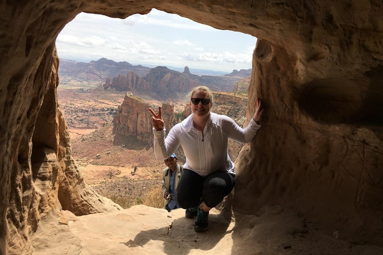 Tigray: iglesias rupestres de Gheralta, Axum y templo de YehaTigray: iglesias rupestres y montañas de Gheralta (2 días)