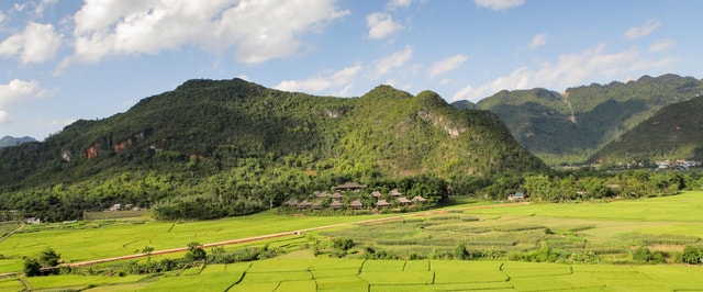 Red Gecko: Mai Chau 2 Days 1 Night trip from Hanoi