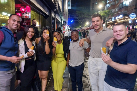 Medellin El Poblado Pub Crawl: Vibbar på taket och klubbhäng