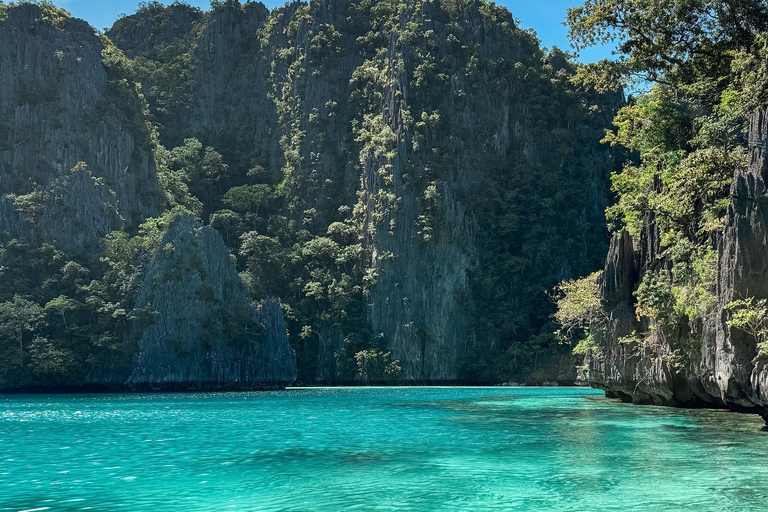 Coron Super Ultimate: 7 destinos con almuerzo y trasladosLas 7 islas que hay que ver en Coron: Con Kayangan y Barracuda