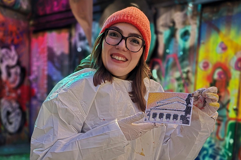 Munich Old Town Walk & Stencil Art Workshop English & German Tour (Bilingual)