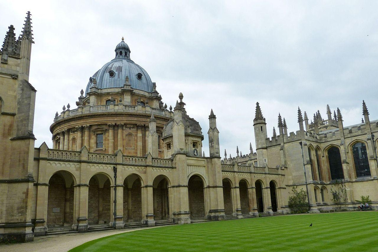 Oxford University Private Guided Walking Tour