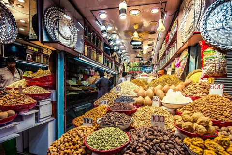 Delhi: Private Shopping Tour with Guide and Transfer