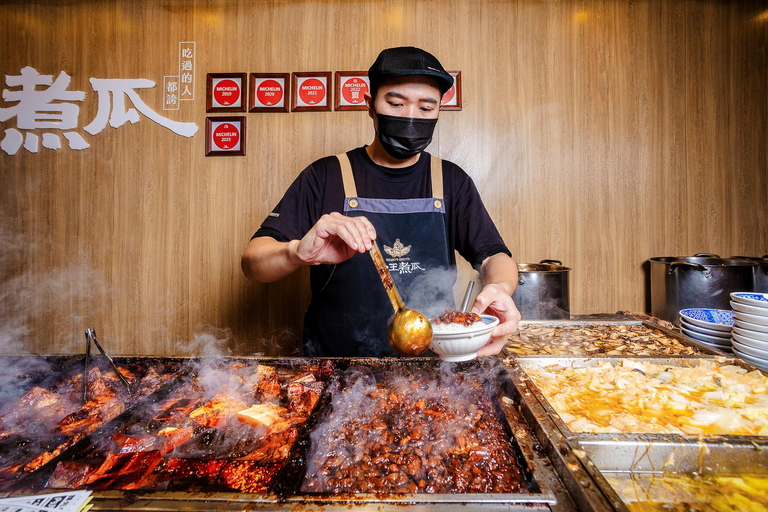 Taipei Tastes Food Tour with 12+ Tastings