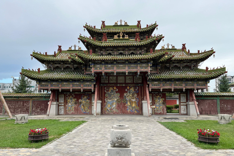 Ulaanbaatar: Private Guided City Tour with Car