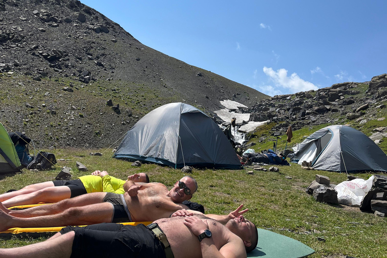 Bazarduzu 4466 m : 3-Day Trip to highest Point Azerbaijan