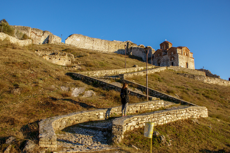 &quot;Berat: Patrimônio da UNESCO e viagem de 1 dia para a Cachoeira Bogova&quot;&quot;Berat: Patrimônio da UNESCO e Cachoeira Bogova&quot; - Tiranë