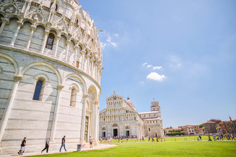 From Florence: Pisa Guided Day TourRound-trip Guided Transfer Only