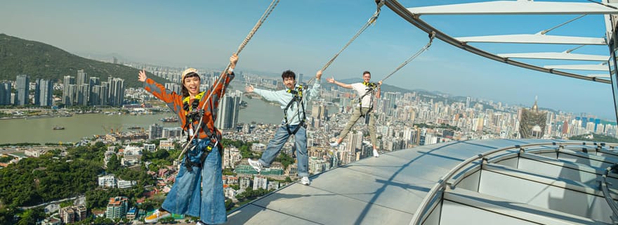 Macao : Skypark Tower Bungy, Skywalk, Skyjump et ascension de la tour