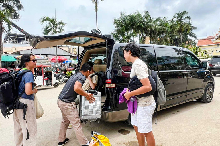 Privater Flughafentransfer Phnom Penh von/nach SihanoukvilleVon Sihanoukville Piers oder Hotel zum Flughafen Phnom Penh