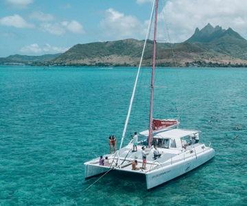 Mauritius: Dagskryssning med katamaran till lle aux Cerfs med lunch