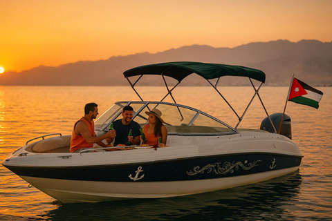 Aqaba: Private Sunset Cruise Boat Tour with Snacks