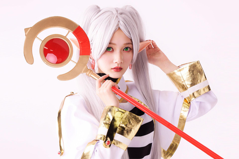 Osaka: Anime Character Cosplay Photoshoot