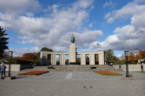 Tour privato di Berlino della Seconda Guerra Mondiale: Storia del terzo reichTour privato di Berlino della Seconda Guerra Mondiale: Storia del Terzo Reich