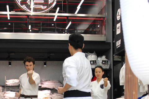 Tokyo: Karate Experience with Former All-Japan Champion PRIVATE Karate Session with Karate Gi(uniform)