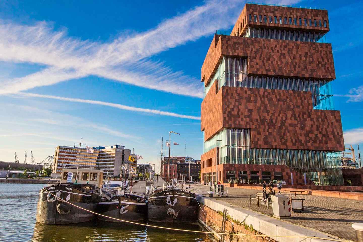 安特卫普：与当地人畅游拍照好地