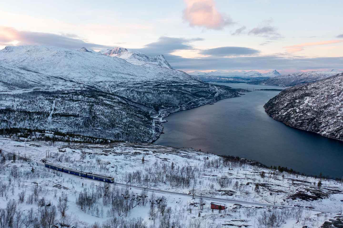 Da Narvik: Viaggio Andata e Ritorno sul Treno Artico Ofoten