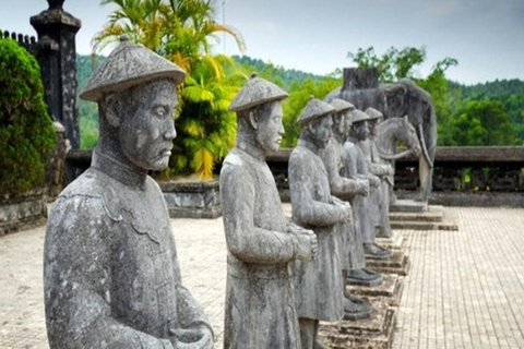 Tour di un giorno di Hai Van Pass e Hue da Hoian-Danang | Vietnam