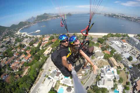 Niterói : Parapente avec instructeur expérimenté et vue sur Rio