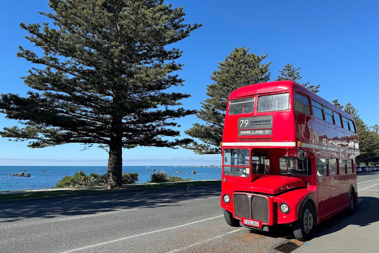 Auckland: Vintage Double-Decker Bus Sightseeing Tour