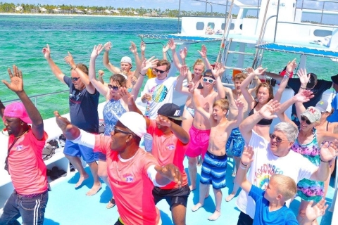 Fiesta en barco en Punta Cana/Bebidas gratis y transporte inc.