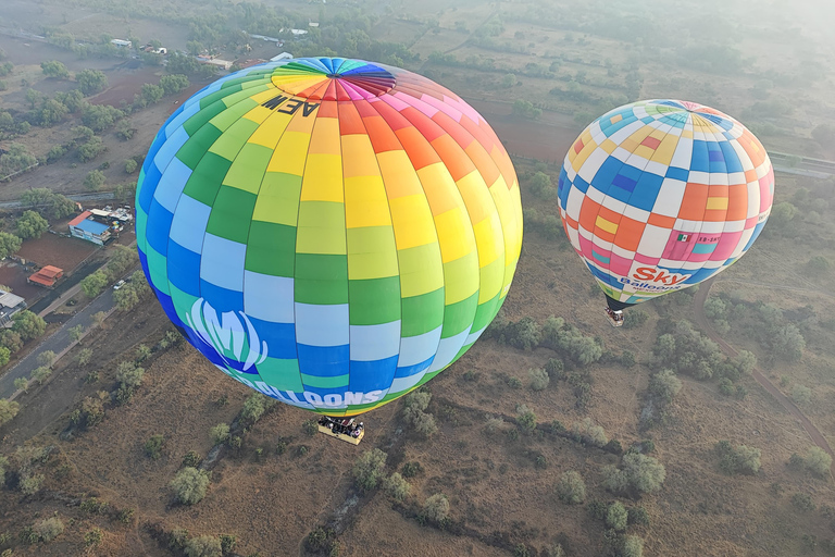 Incredible balloon flight over Teotihuacan all inclusive