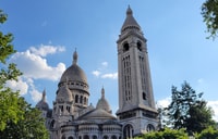 Walking tour through Montmartre to Sacré Coeur - Housity