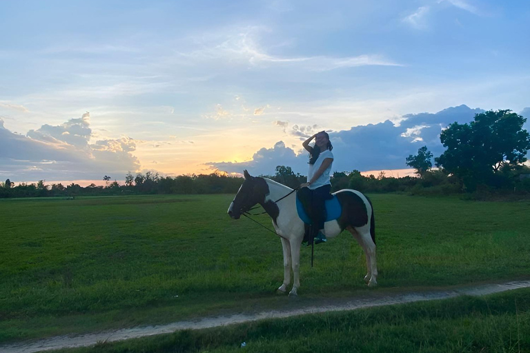 De Da Nang: Meio dia de passeio a cavalo e barco de coco - Hoi An.