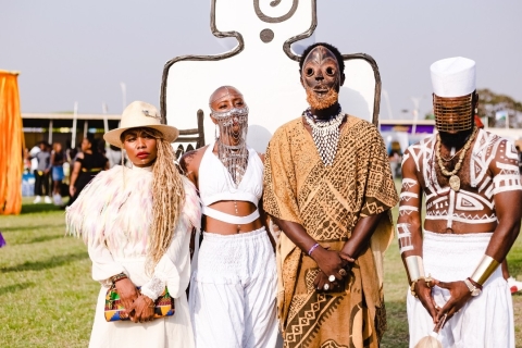 Obejmując Festiwal Afrofuture – Afrochella ExtravaganzaAfrochella