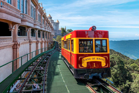 Ba Na hills - Golden Bridge heldagstur med guideDelad buss för stora grupper