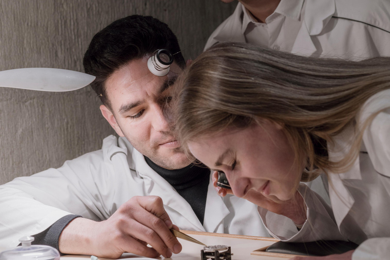 Geneva or Le Noirmont: Suisse Watchmaking Workshop Le Noirmont: Suisse Watchmaking Workshop