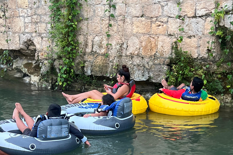 Montego Bay: River Tubing Experience with Hotel Pickup Montego Bay: River Tubing Experience with Hotel Pickup