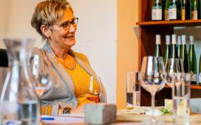 Germany, wine tasting at home, 10 different wines