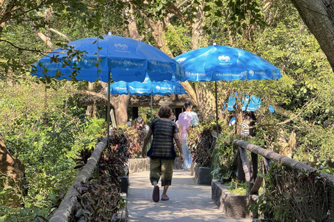 Pattaya: Khao Kheow Zoo & J-Park Japanese Village Day Trip