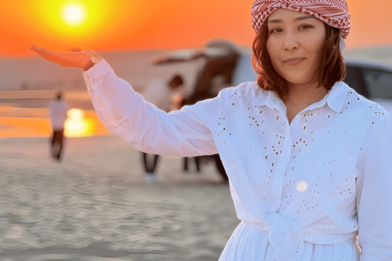 Doha: Desert Safari with Camel Ride and Sandboarding