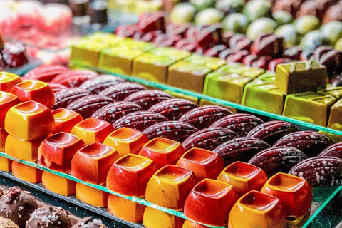 Funchal: Food and Drinks Tour with a Madeiran Guide
