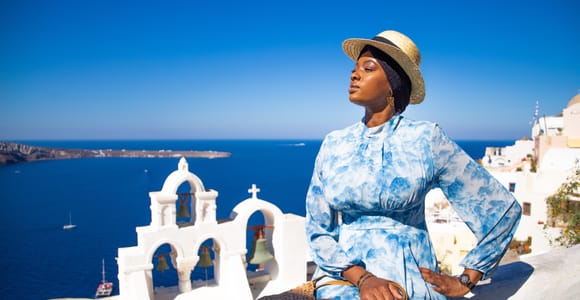 Santorini: 40-minute Photoshoot in Oia