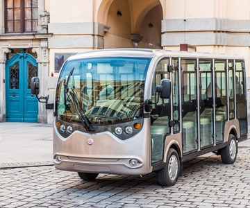 2-Hour Private Guided Tour by Electric Car