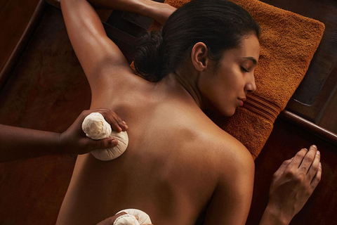 Bentota: Ayurveda-dagbehandeling en riviersafari door de mangrovenOphalen in Colombo en Negombo