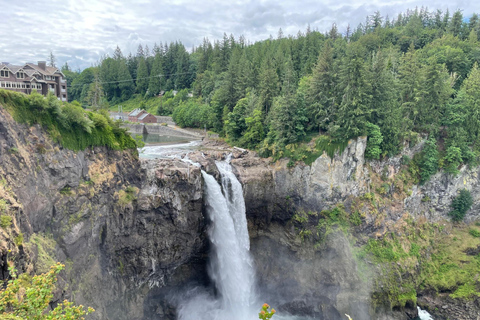 From Seattle: Snoqualmie Falls and Wineries Tour w/ Transfer