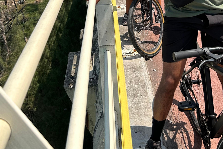 Rio de Janeiro: Bike n Boat Tour - Hidden gems of Barra da Tijuca