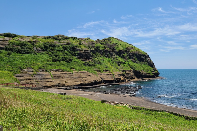 Jednodniowa wycieczka po Jeju Zachodniej i Południowej TrasachMiejsce spotkania: Shilla Duty Free