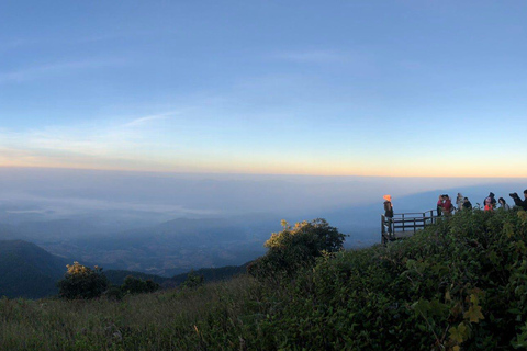 Doi Inthanon Nationaal Park &amp; Wandelen Kew Mae Pan Natuurpad