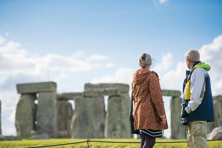 From London: Windsor Castle, Stonehenge, and Bath Day Trip Flexible Tour Option without Entries in English